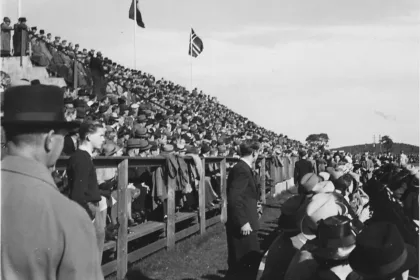 Melløs samlet enorme folkemengder i etterkrigsårene, og i 1946 ble publikumsrekorden satt med 10.364 tilskuere.